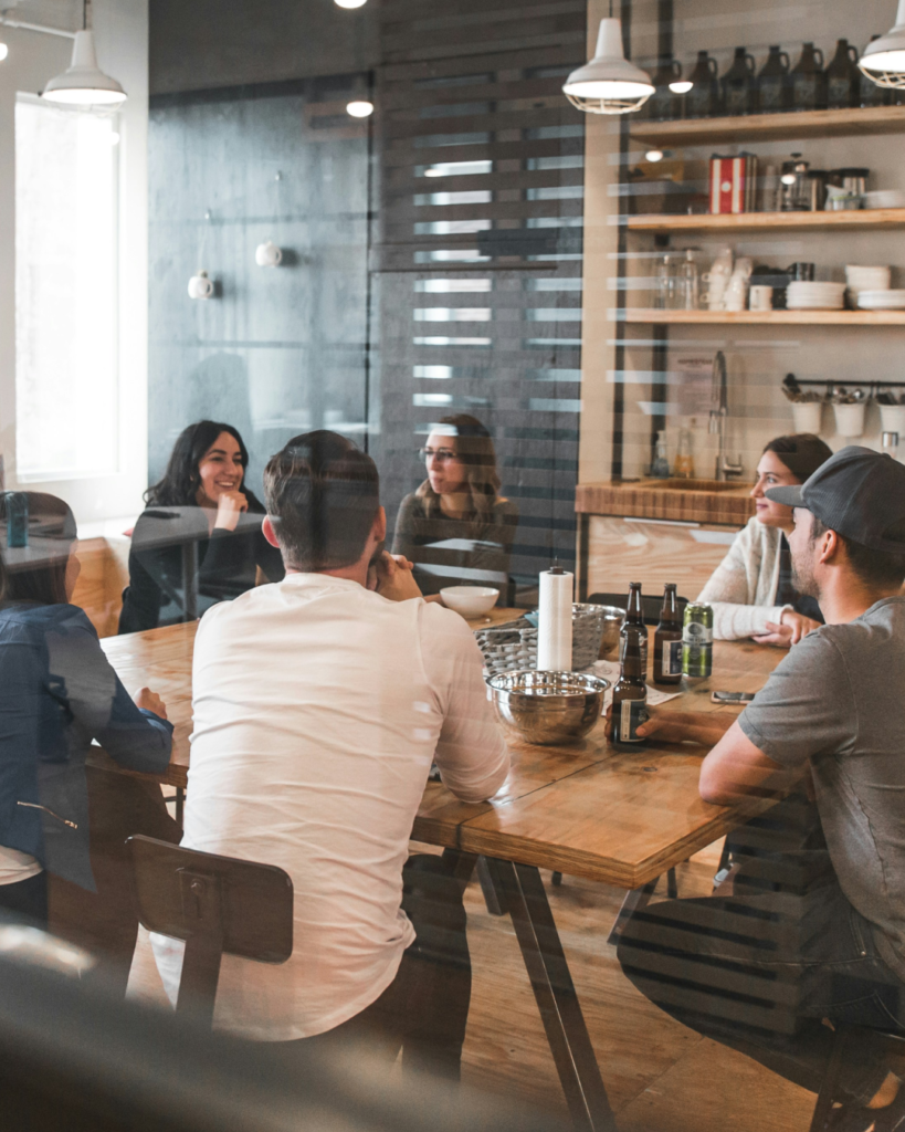 Groupe de travail en réunion
